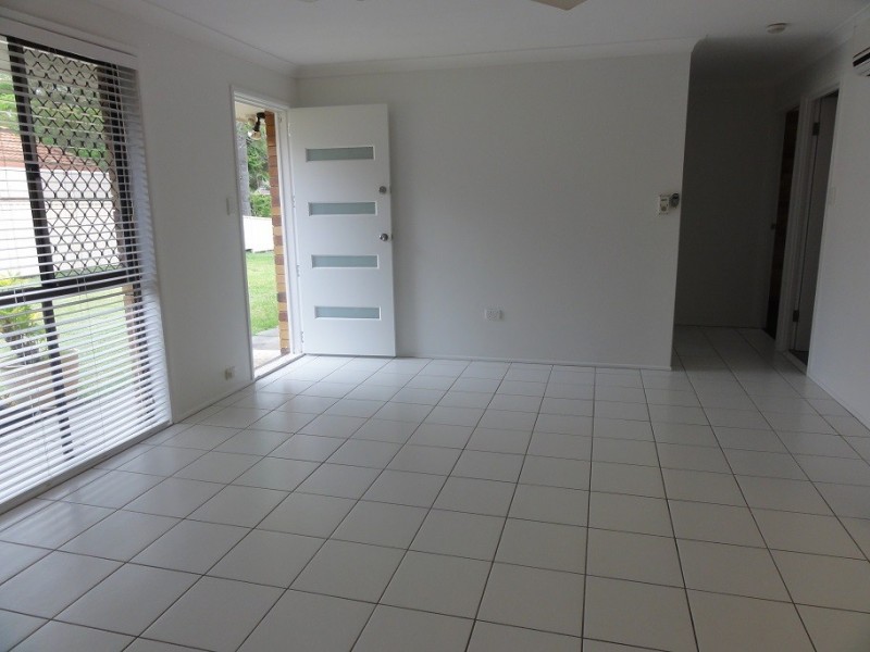 1/6 Eurimbula Court, Paradise Point QLD 4216