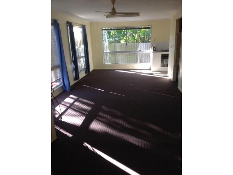 63 Robert St, Labrador QLD 4215