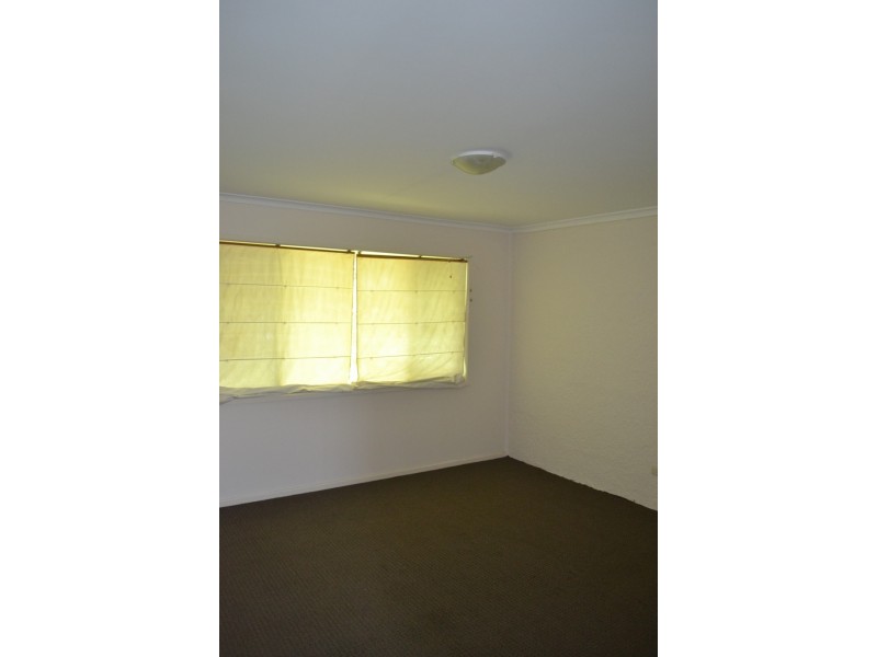 1/10 Tuesley Esmt, Southport QLD 4215