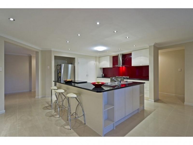 Pacific Pines QLD 4211