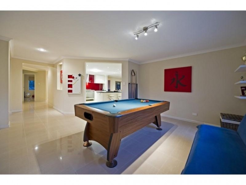 Pacific Pines QLD 4211