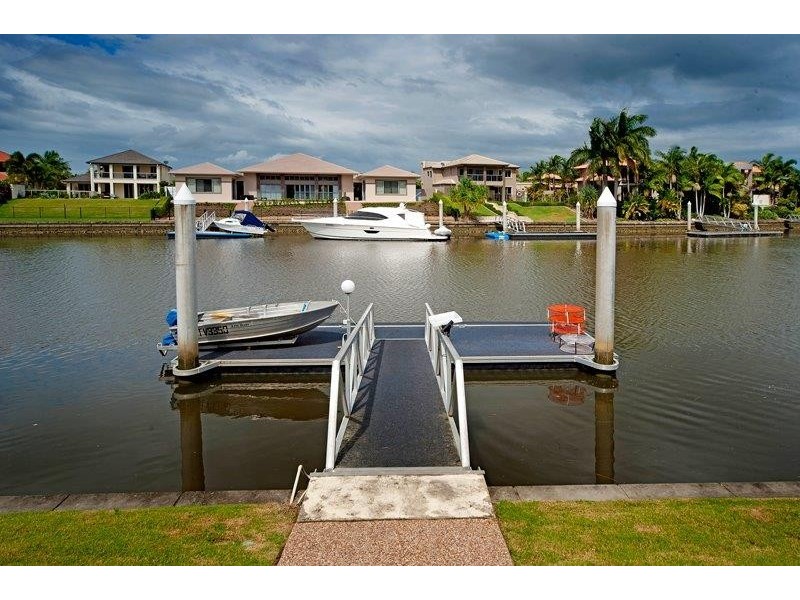 2305 Belmont Court, Hope Island QLD 4212