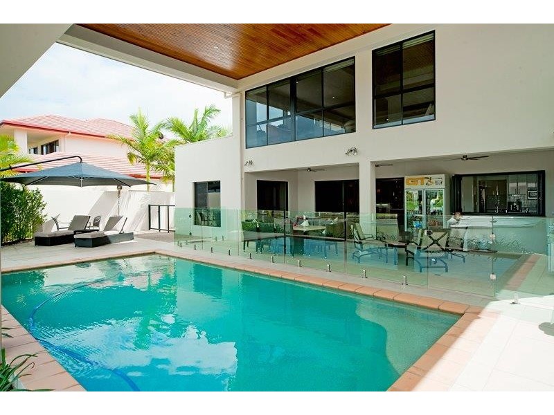 2305 Belmont Court, Hope Island QLD 4212