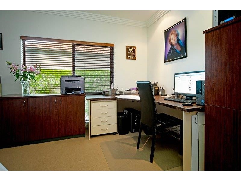 2305 Belmont Court, Hope Island QLD 4212