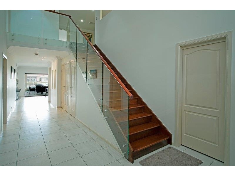 2305 Belmont Court, Hope Island QLD 4212