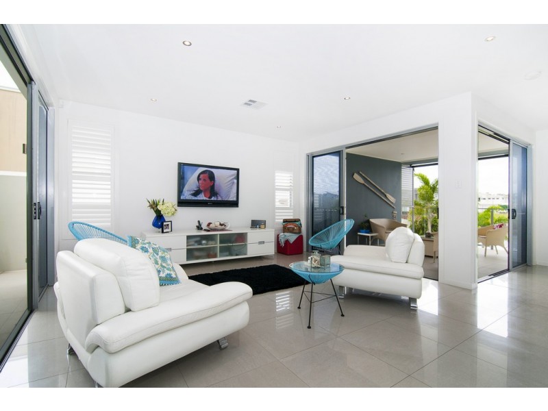 35 Harbourvue Court, Helensvale QLD 4212