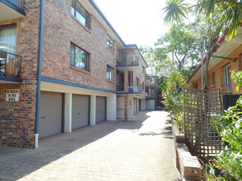 3/156 Frank Street, Labrador QLD 4215