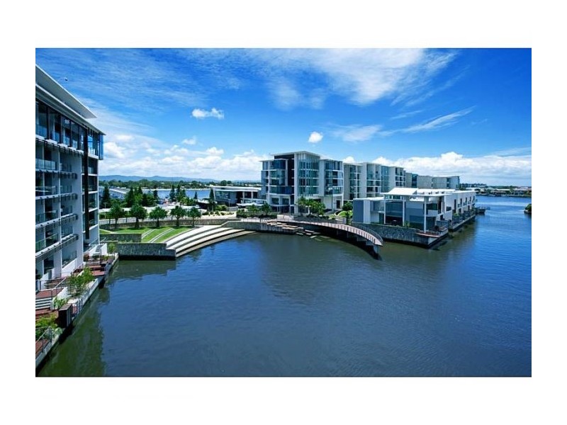 1 Ephraim Island, Paradise Point QLD 4216