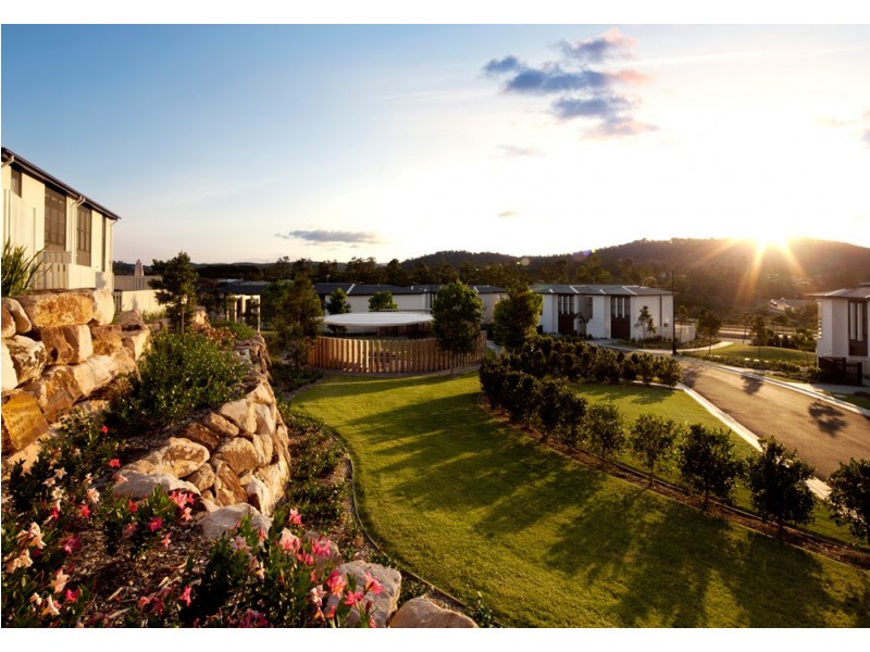 Pacific Pines QLD 4211