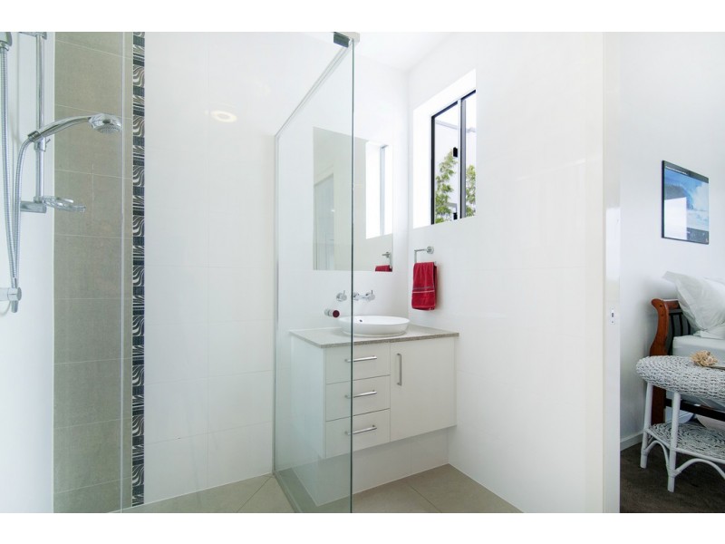 35 Harbourvue Court, Helensvale QLD 4212