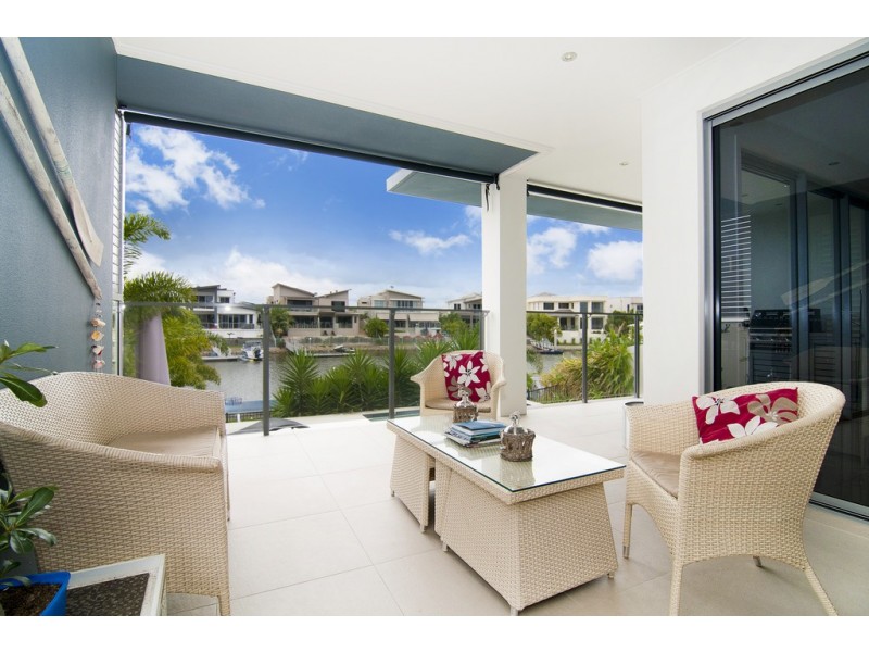 35 Harbourvue Court, Helensvale QLD 4212