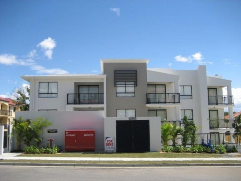 21/15-17 LLOYD STREET, Southport QLD 4215
