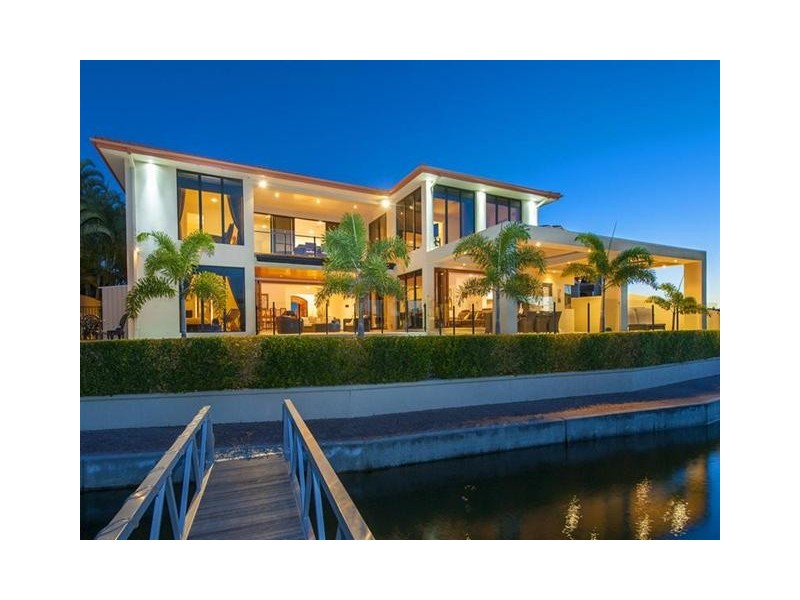 47 King Charles Drive, Paradise Point QLD 4216