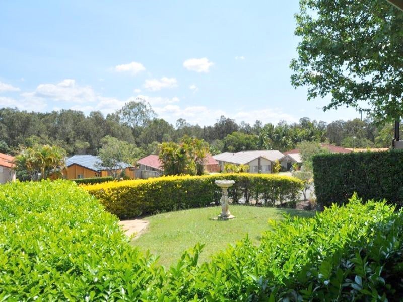 17 Cootharaba Drive, Helensvale QLD 4212