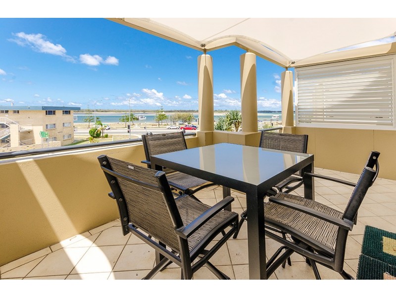 315/392 Marine Parade, Labrador QLD 4215