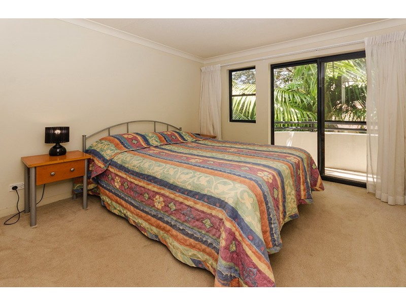 315/392 Marine Parade, Labrador QLD 4215
