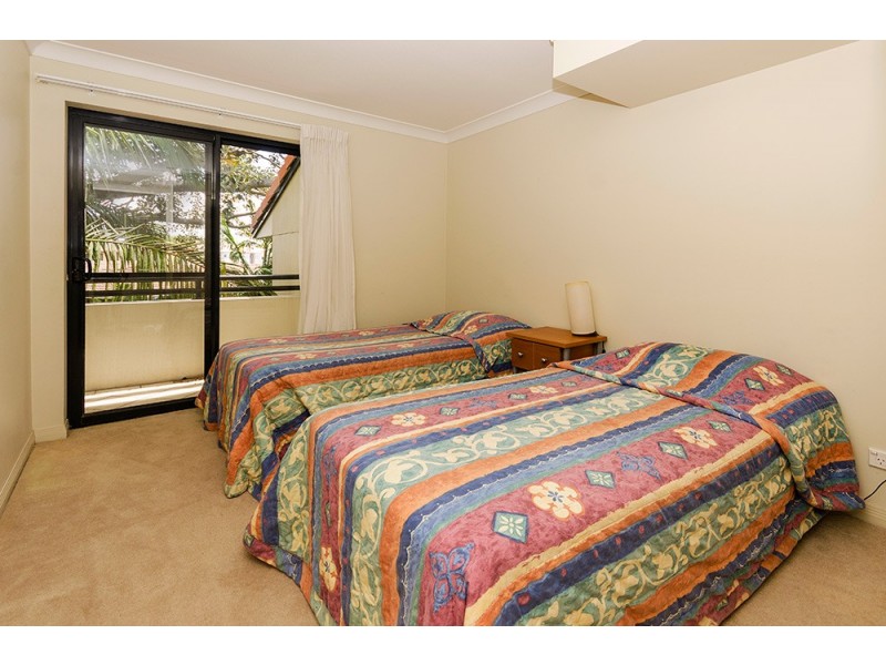 315/392 Marine Parade, Labrador QLD 4215