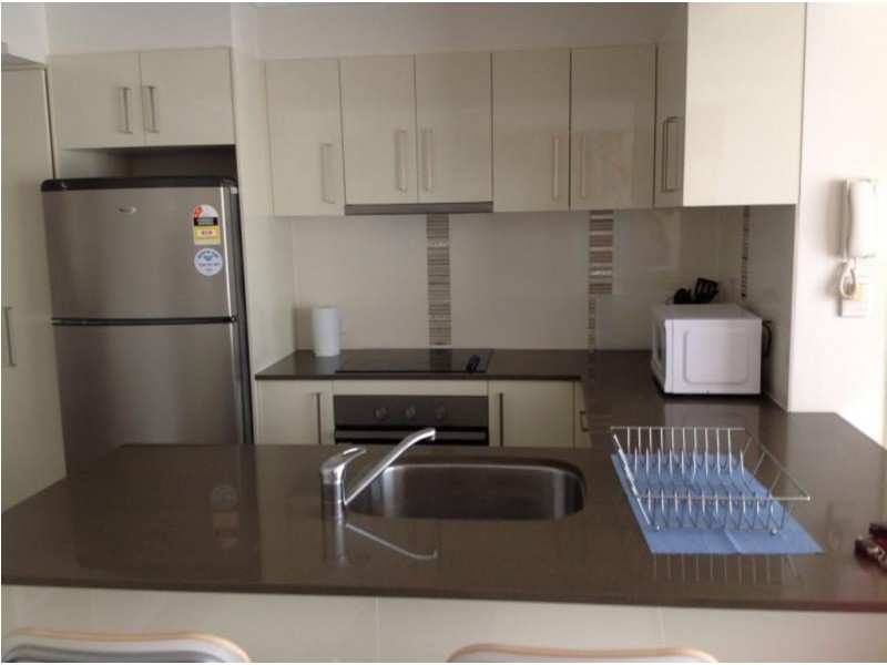 7/7 WHITING STREET, Labrador QLD 4215