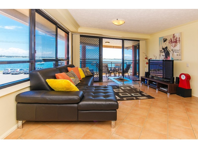 5/274 Marine Parade, Labrador QLD 4215