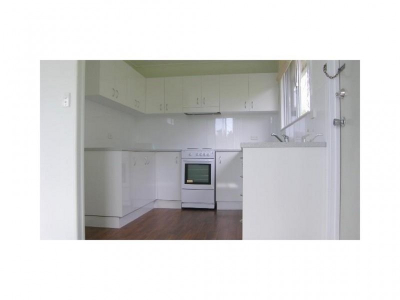 68 WHITING STREET, Labrador QLD 4215