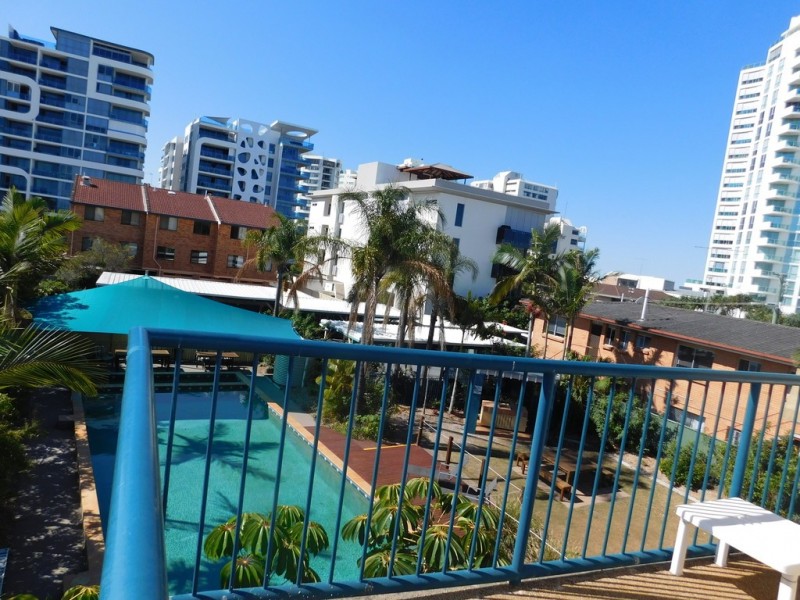 26/125 Frank Street, Labrador QLD 4215