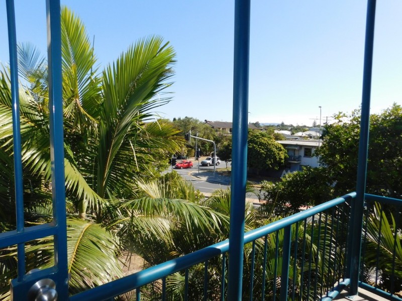 26/125 Frank Street, Labrador QLD 4215