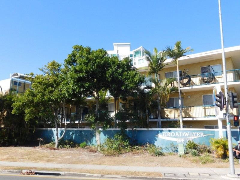 26/125 Frank Street, Labrador QLD 4215