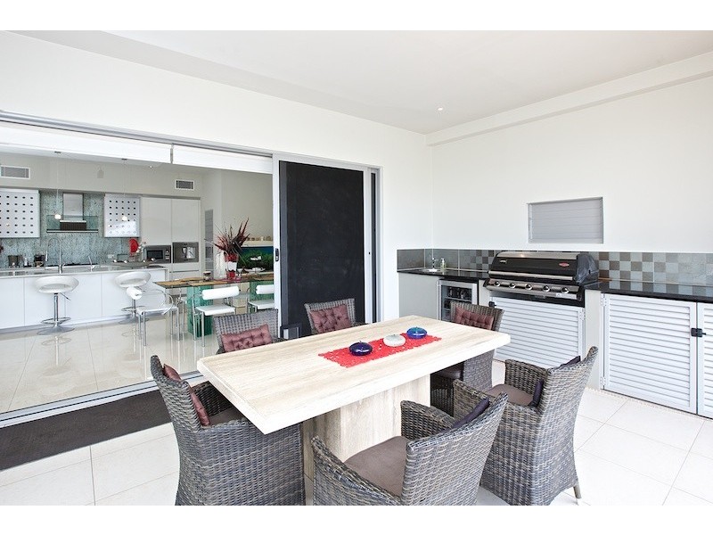 Biggera Waters QLD 4216