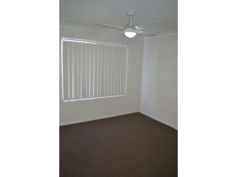 2/103-105 Frank Street, Labrador QLD 4215