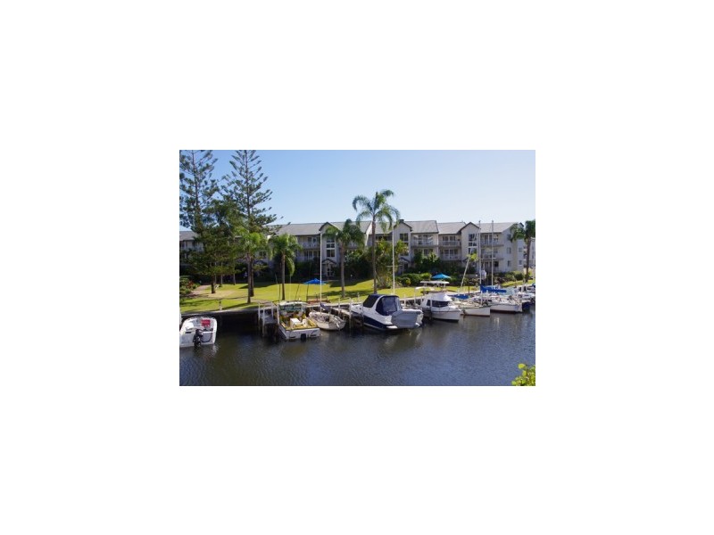 43/37 Bayview Street, Runaway Bay QLD 4216