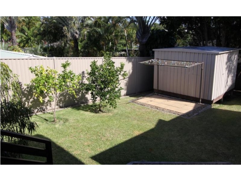 1 THE GLEN, Southport QLD 4215