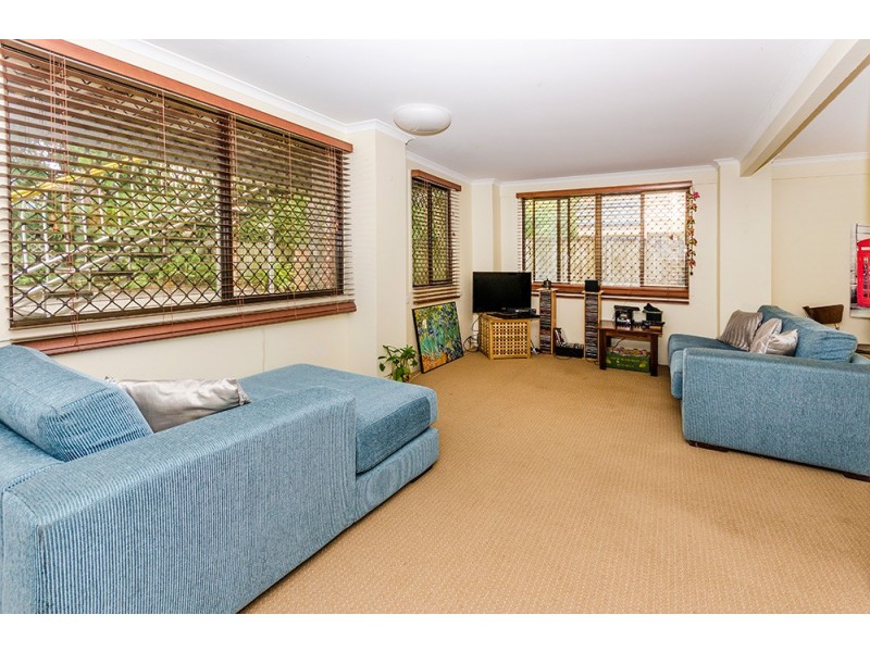 67a Muir Street, Labrador QLD 4215
