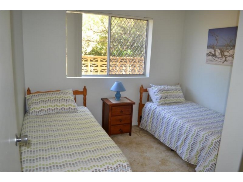16/224 Marine Parade, Labrador QLD 4215