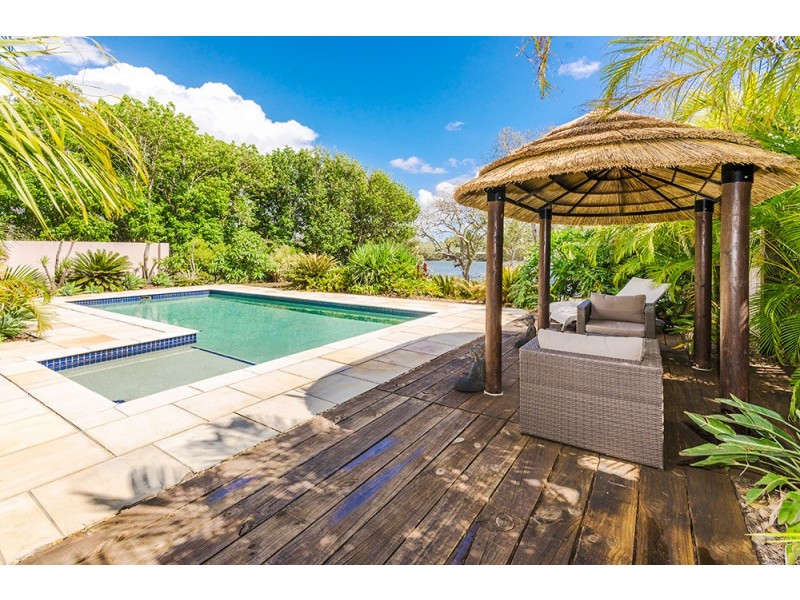 39 North Bank Court, Helensvale QLD 4212