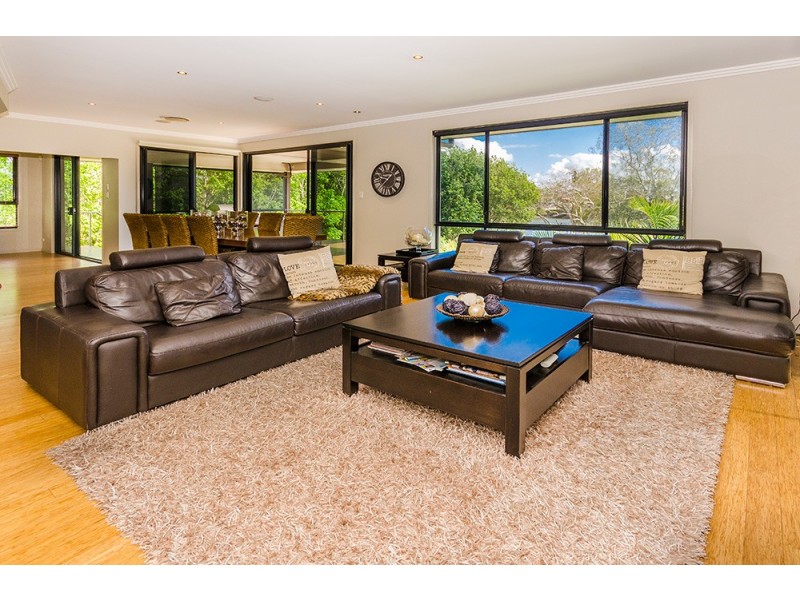 39 North Bank Court, Helensvale QLD 4212