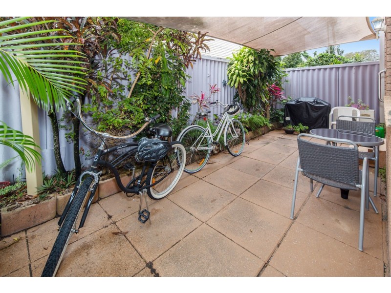 1/13 Clark Street, Biggera Waters QLD 4216