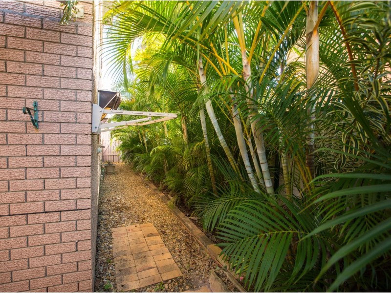 1/13 Clark Street, Biggera Waters QLD 4216