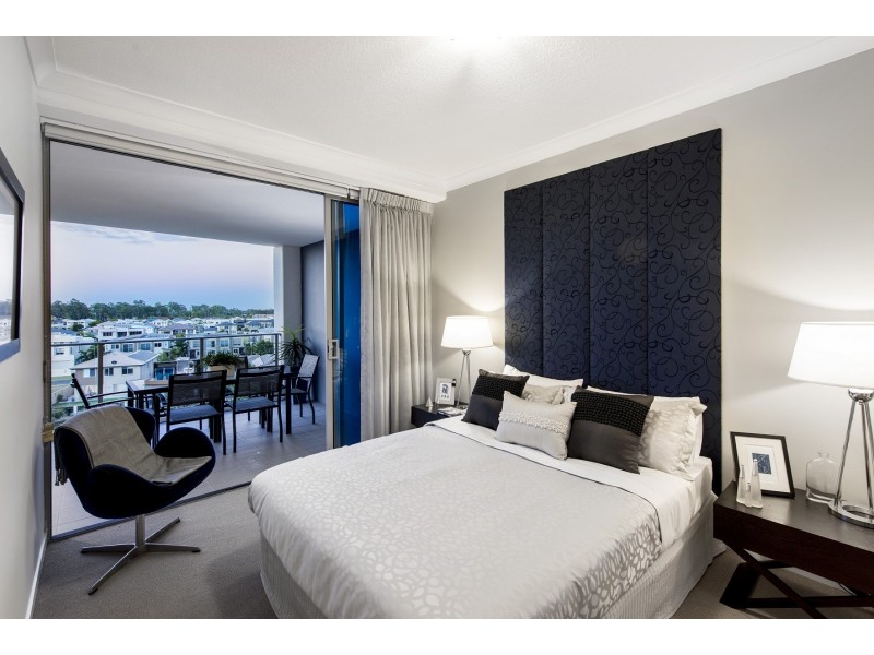 43-3 Harbour Town Drive, Biggera Waters QLD 4216