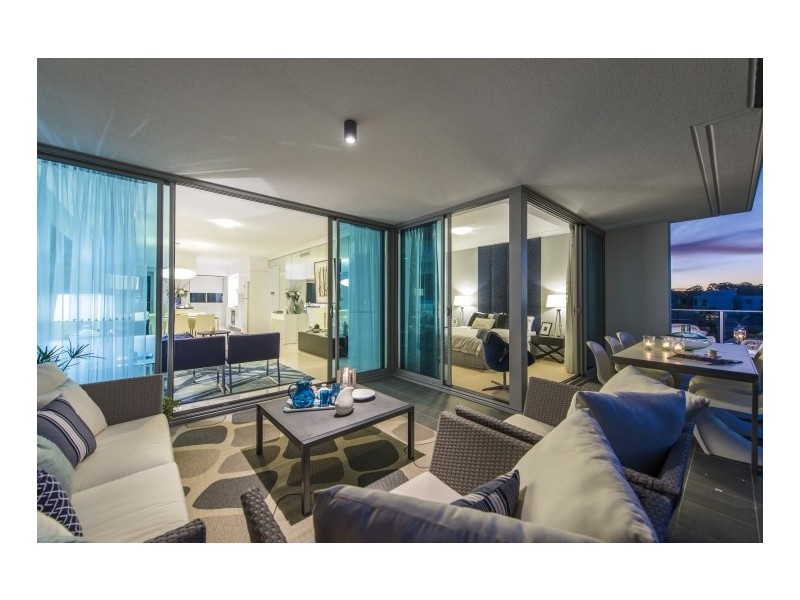 43-3 Harbour Town Drive, Biggera Waters QLD 4216
