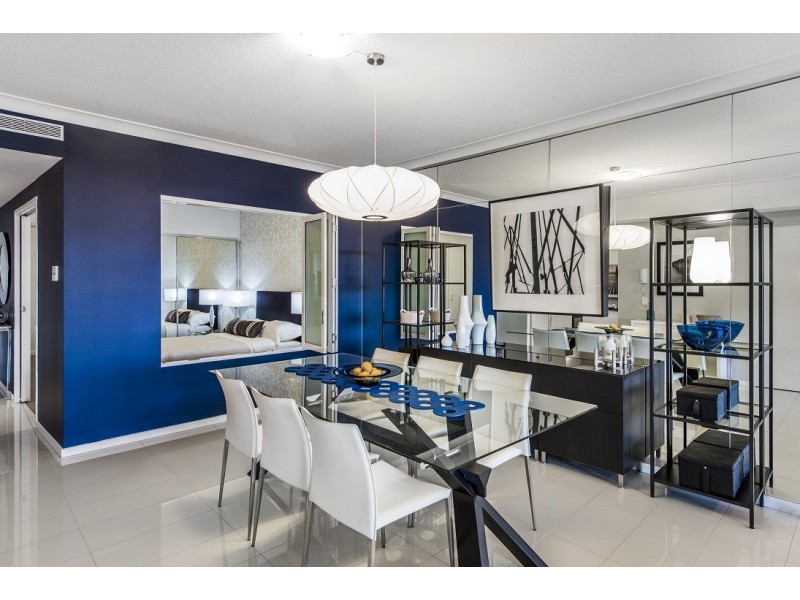 43-2 Harbour Town Drive, Biggera Waters QLD 4216