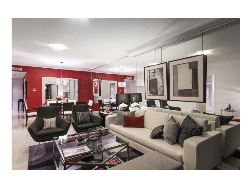 43-2 Harbour Town Drive, Biggera Waters QLD 4216