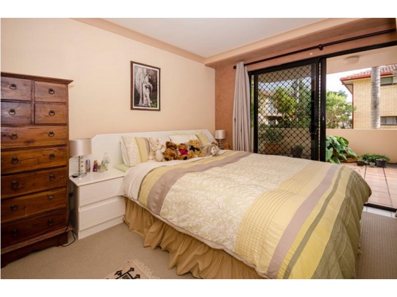 1/28 Little Norman Street, Southport QLD 4215
