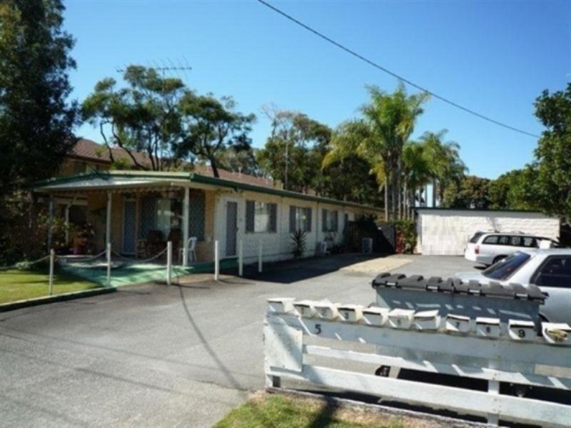 3/5 Proud Street, Labrador QLD 4215