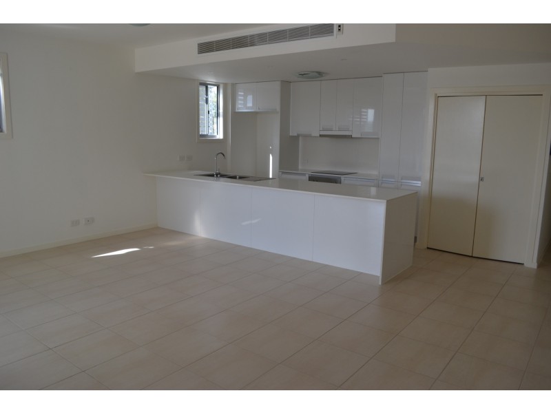 10/31 Loder St, Biggera Waters QLD 4216