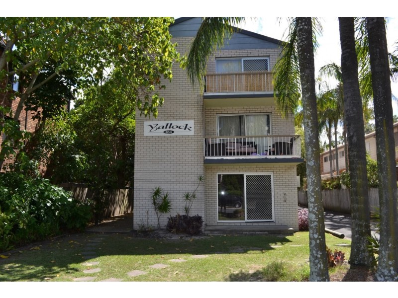 1/164 Frank Street, Labrador QLD 4215