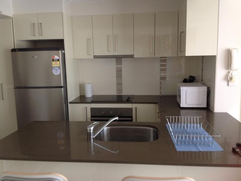 7/7 WHITING STREET, Labrador QLD 4215