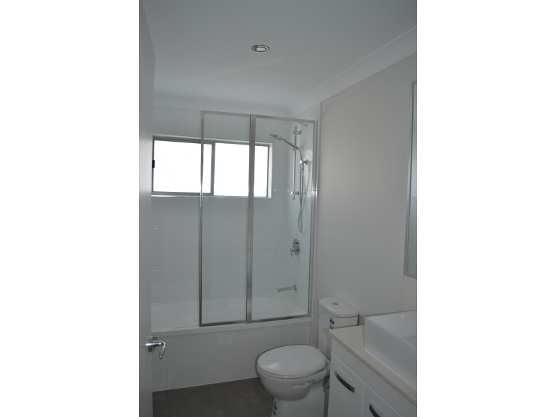 28/177 Central Street, Labrador QLD 4215