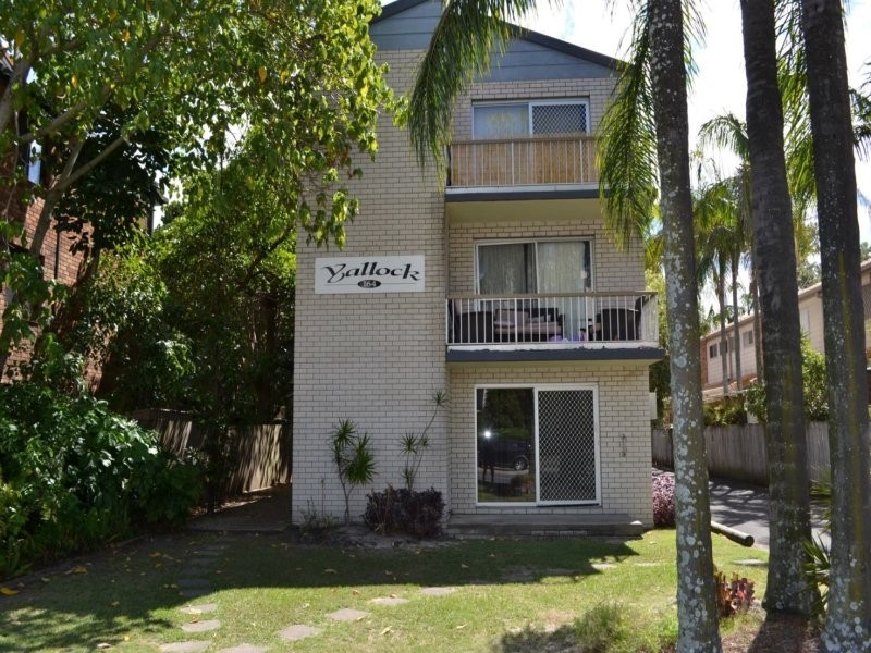 1/164 Frank Street, Labrador QLD 4215