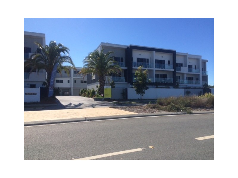 Hope Island QLD 4212