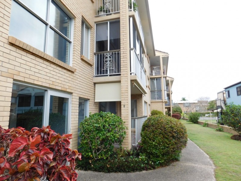 2/542 Marine Parade, Biggera Waters QLD 4216